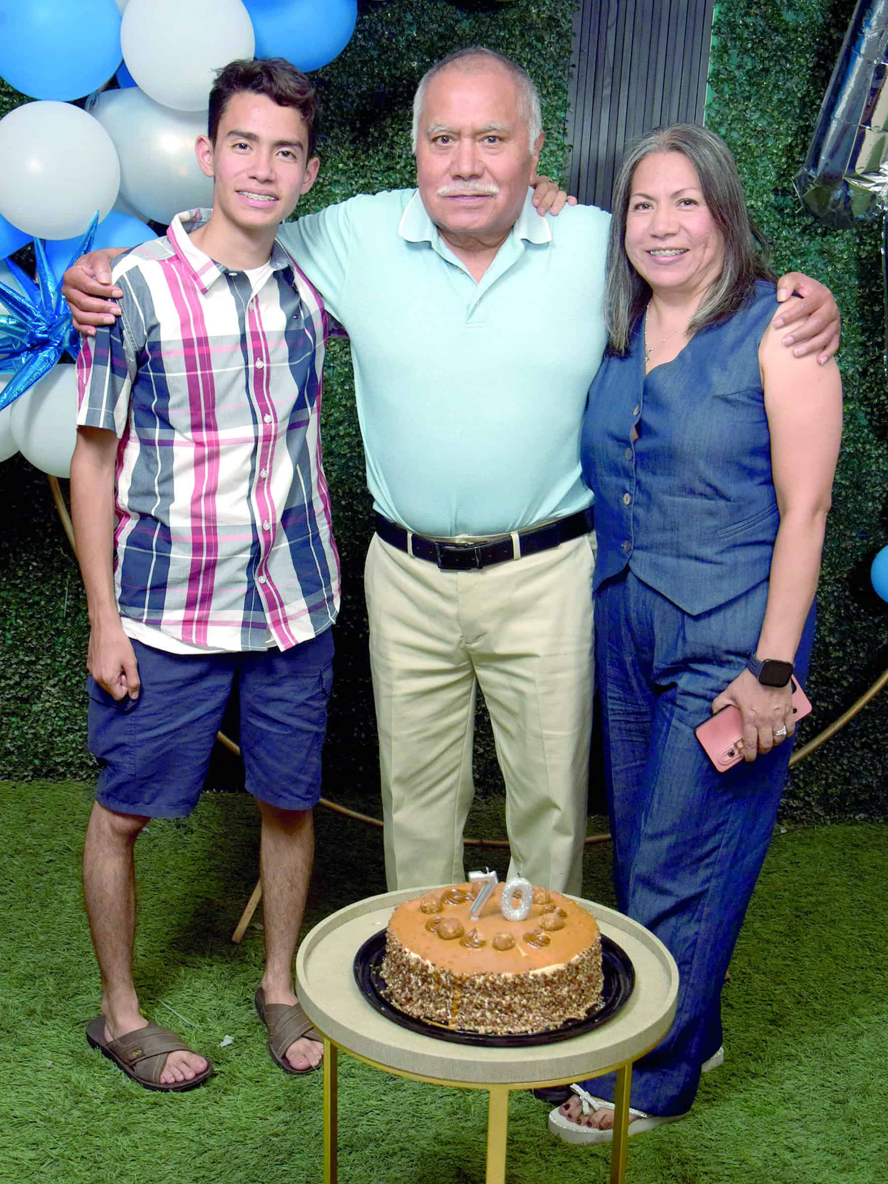 Ezequiel Sanmiguel celebra 70 a&ntilde;os: emotiva reuni&oacute;n familiar