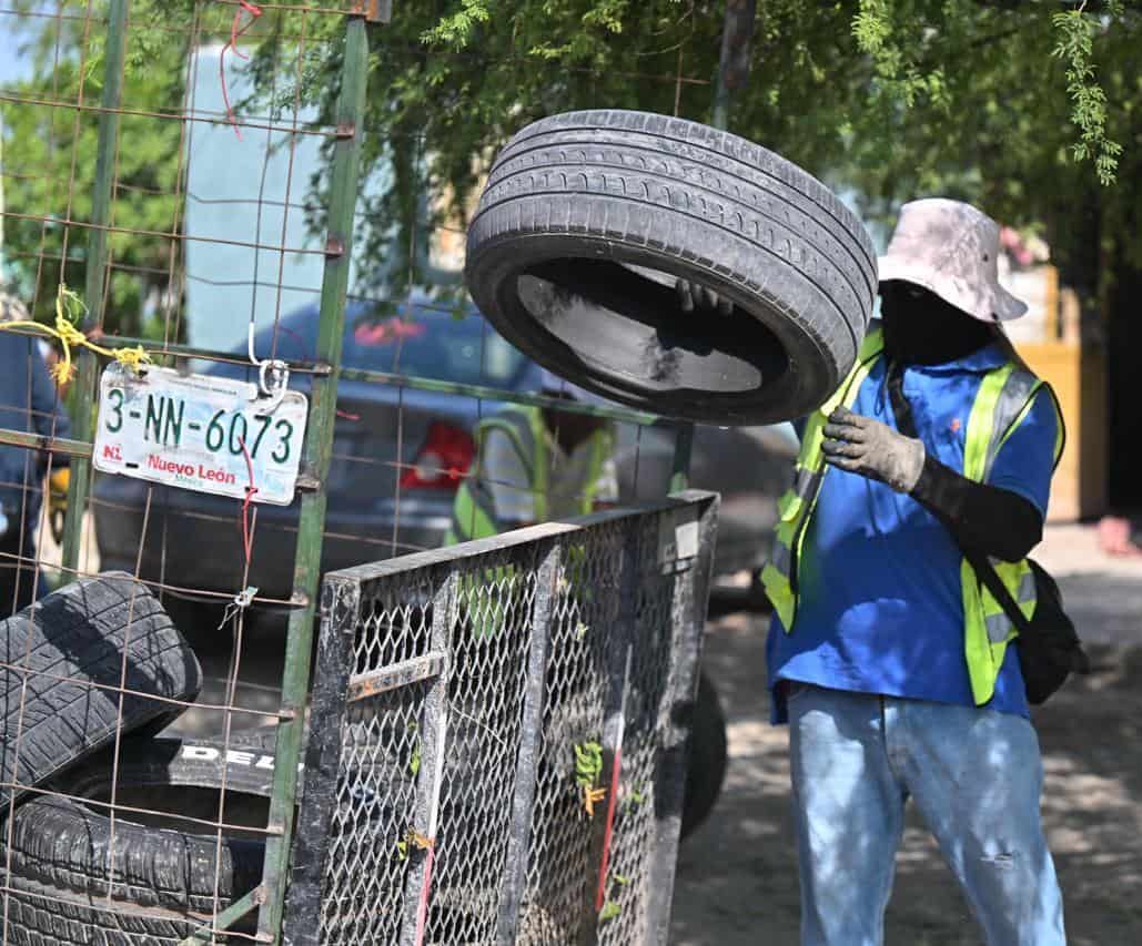Monclova intensifica recolecci&oacute;n de cacharros para combatir dengue