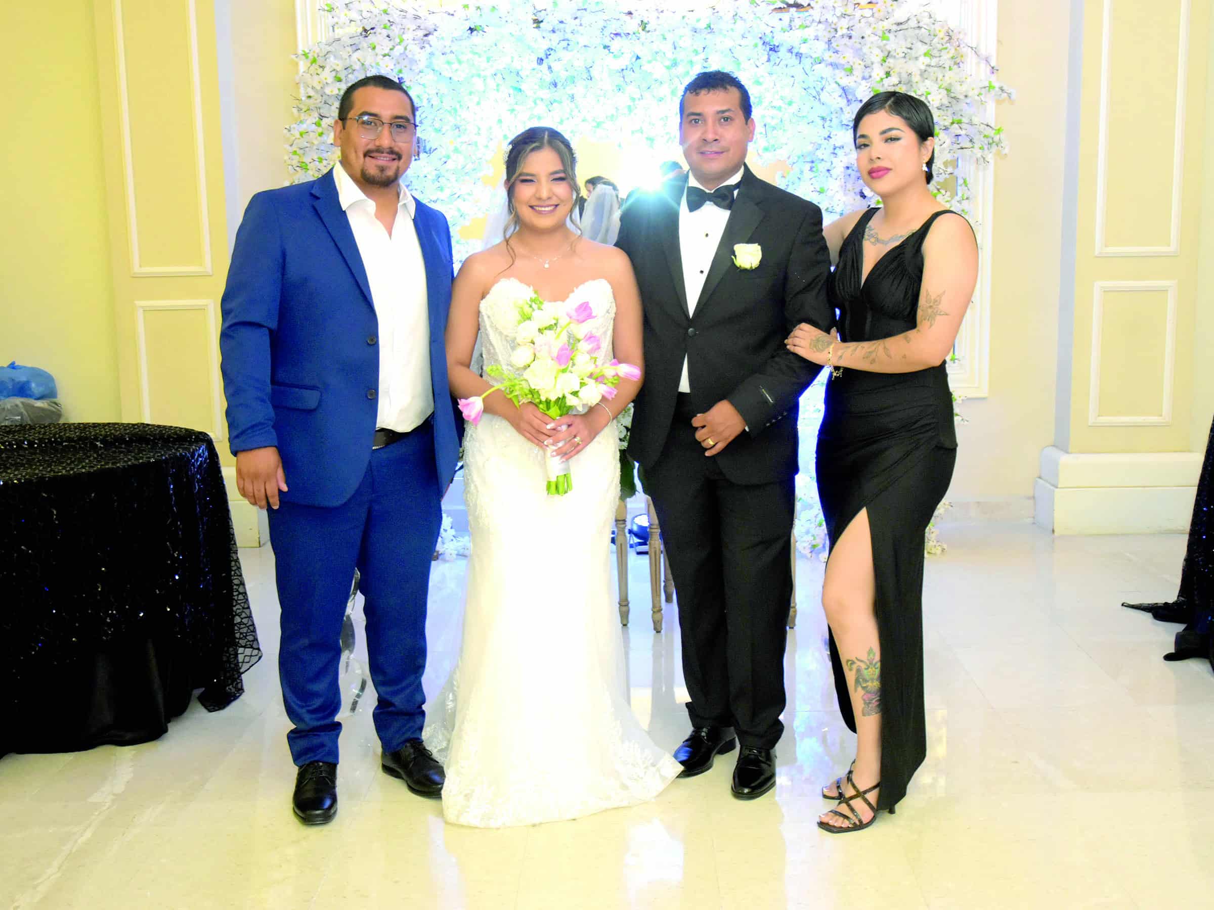 Emotiva boda de Karla Moreno y Andr&eacute;s Guerrero en Coahuila