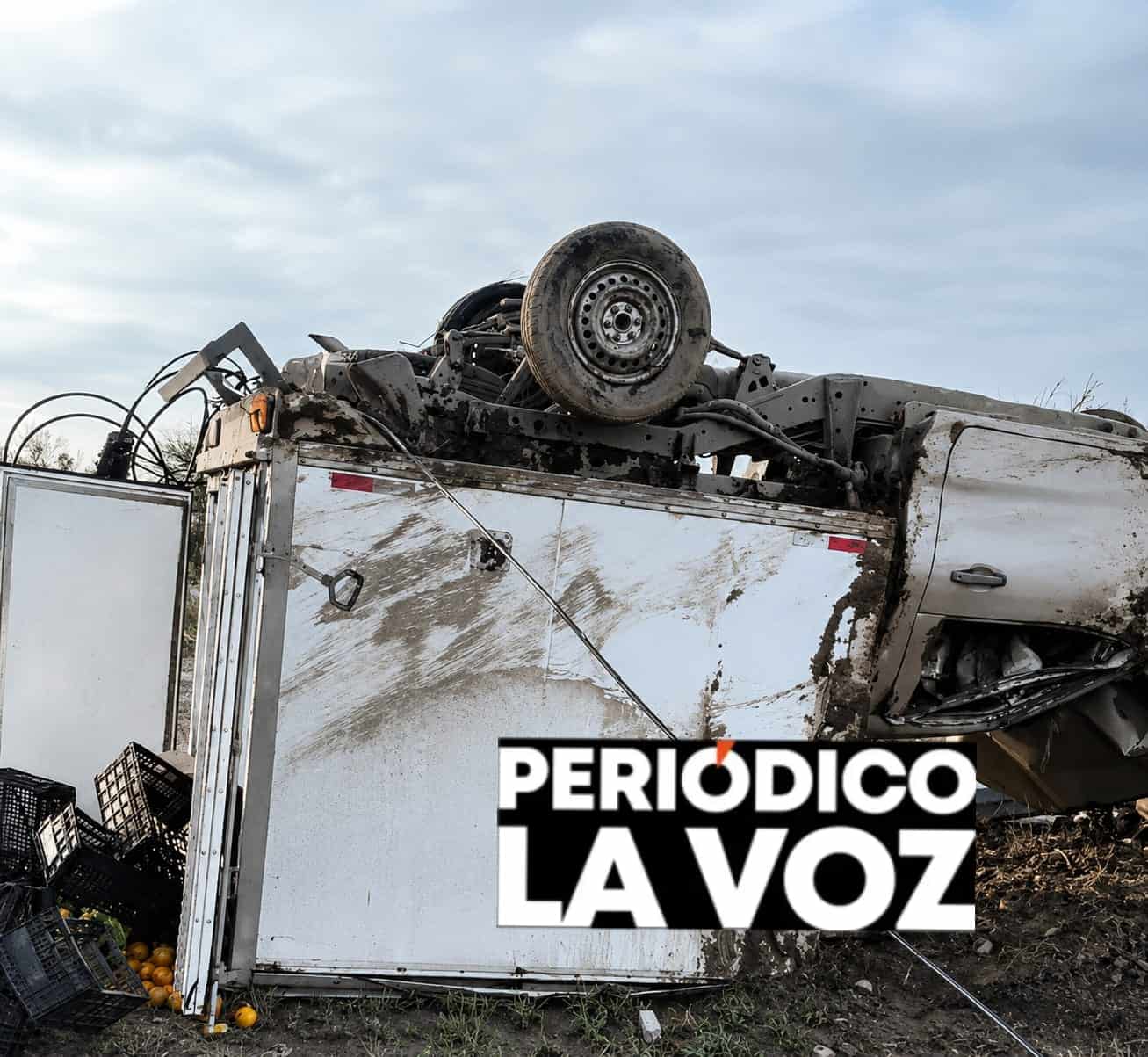 Accidente en Casta&ntilde;os: cami&oacute;n volcado deja un lesionado