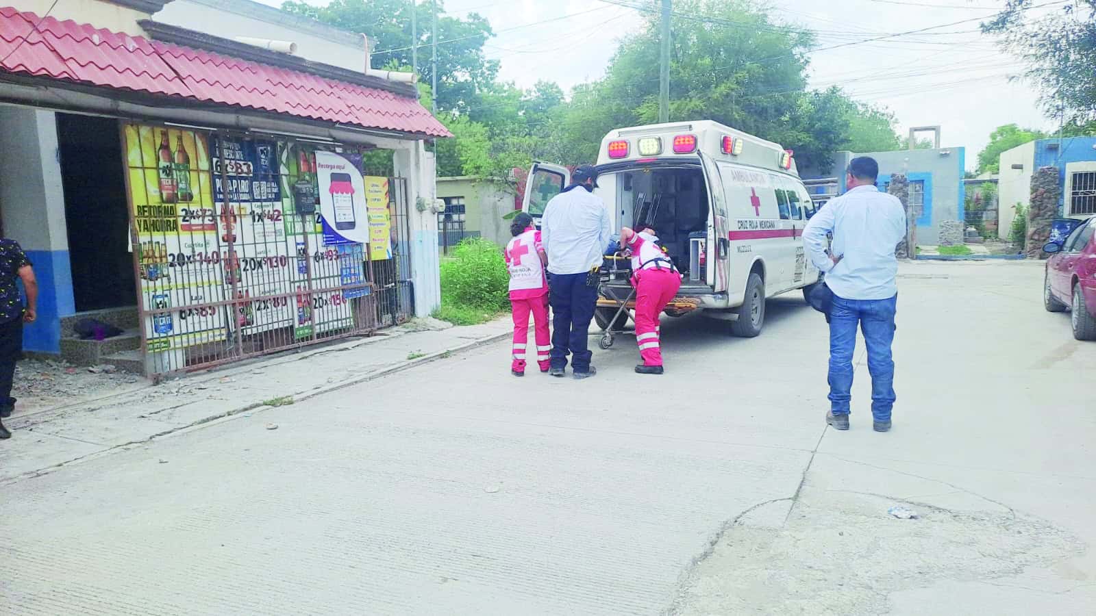 Trabajador de Telmex resulta lesionado tras ca&iacute;da en Melchor M&uacute;zquiz