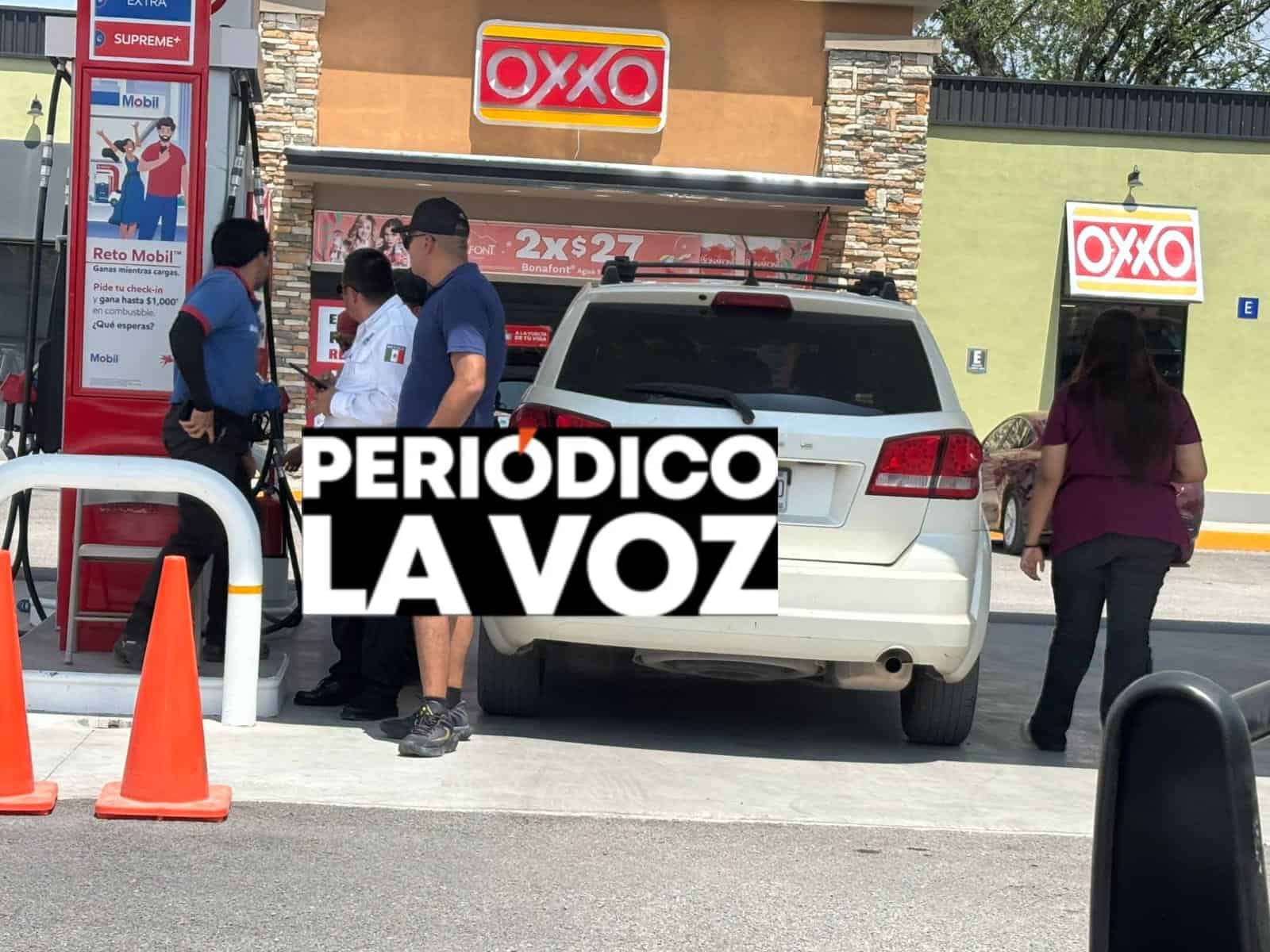 Cierra paso a joven en pat&iacute;n el&eacute;ctrico