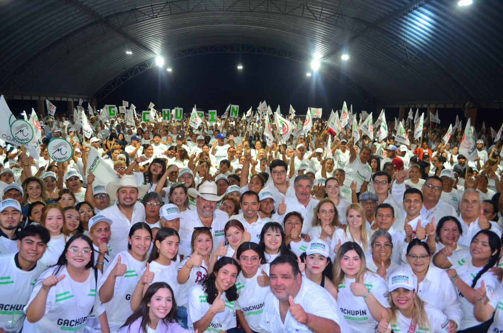 M&uacute;zquiz responde con fuerza: miles acompa&ntilde;an a Gachup&iacute;n rumbo a la victoria.