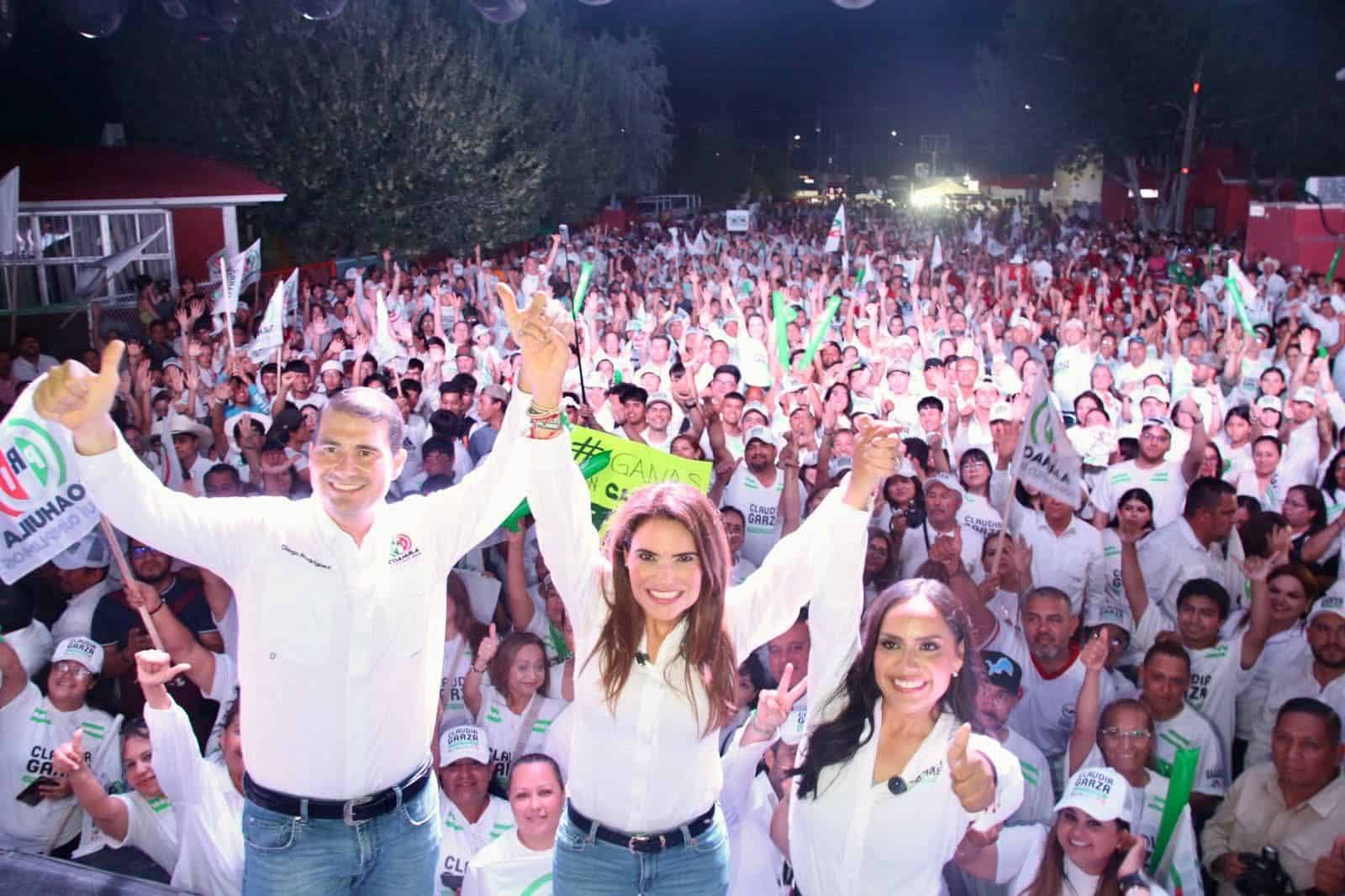 Claudia Garza cierra campa&ntilde;a rumbo al congreso en multitudinario evento