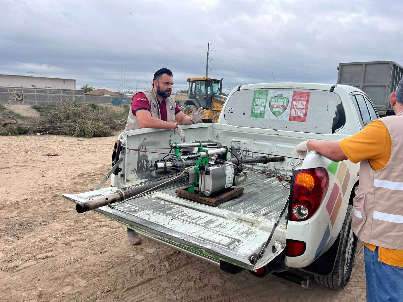 Refuerzan combate al dengue con fumigaciones y cercos sanitarios en Acu&ntilde;a