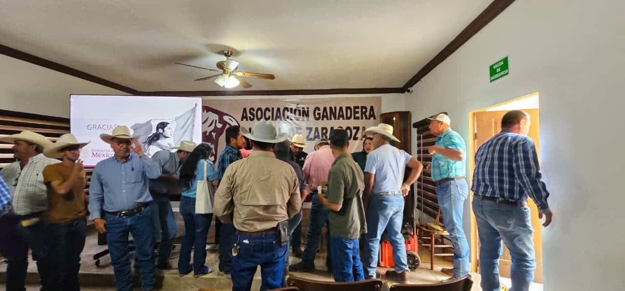 Capacitan a ganaderos de Zaragoza para prevenir el Gusano Barrenador
