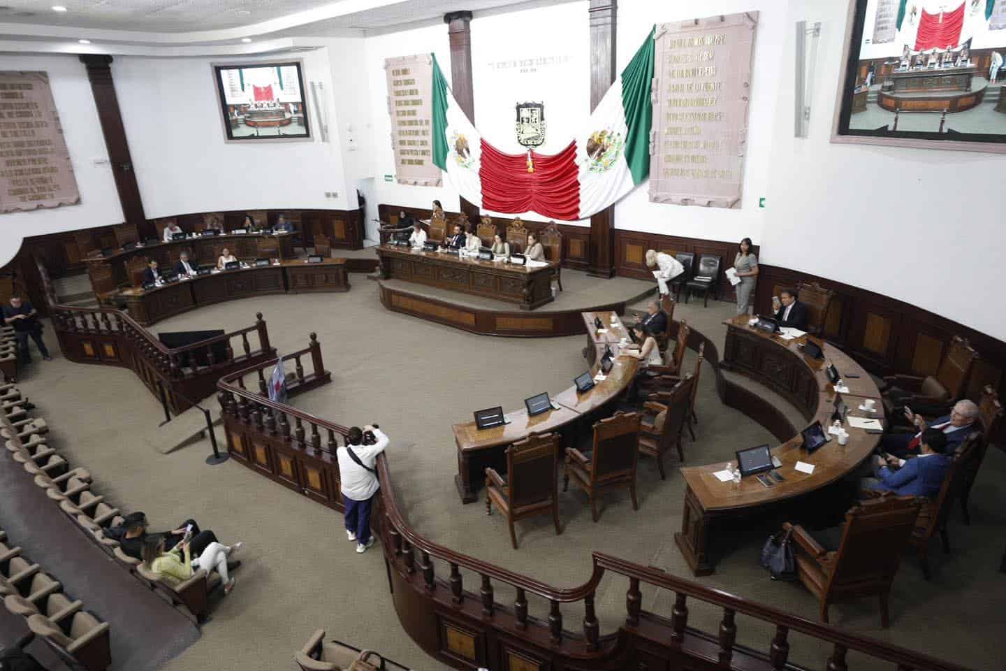 Magaly Hern&aacute;ndez pide supervisi&oacute;n de juegos en escuelas de Coahuila