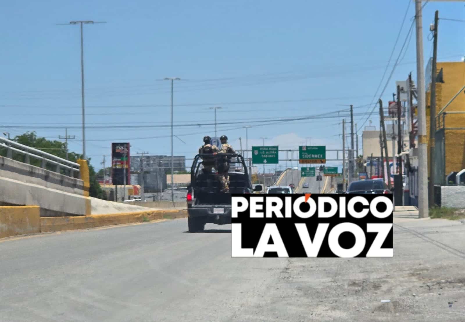 Hallan restos &oacute;seos dentro de contenedor
