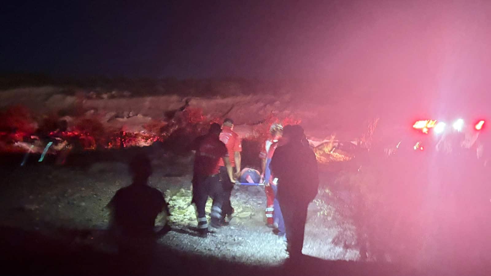 Mar&iacute;a N cae al arroyo Divisor y es rescatada en Frontera