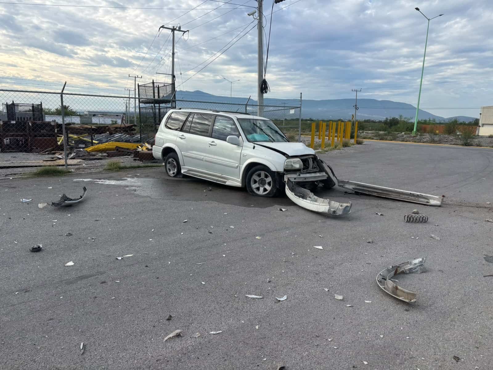 Hombre sufre accidente en el Libramiento de Frontera
