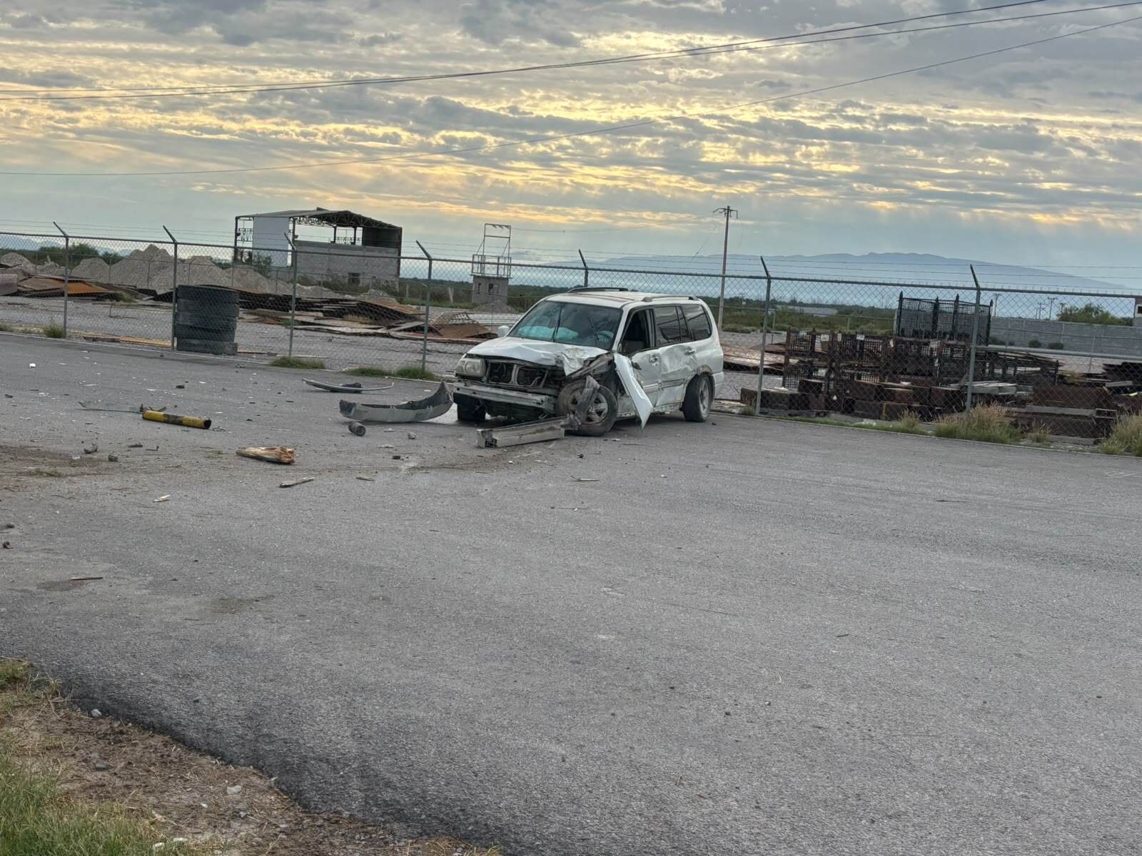 Hombre sufre accidente en el Libramiento de Frontera