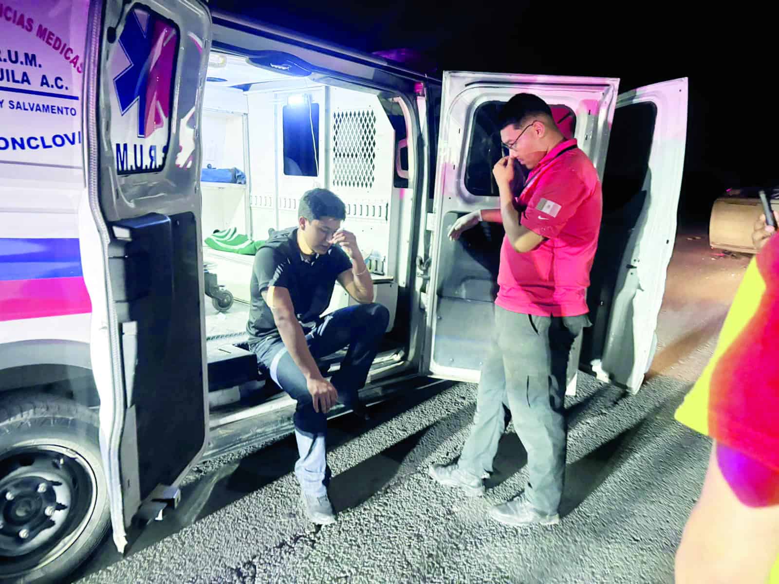 Joven conductor causa apag&oacute;n en Monclova tras accidente con camioneta