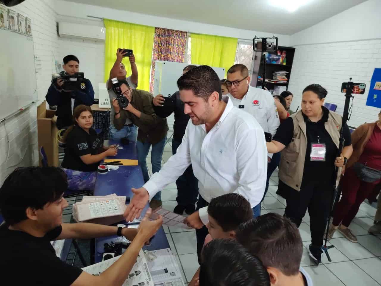 Eduardo Medrano destaca amplia participaci&oacute;n ciudadana durante la jornada electoral