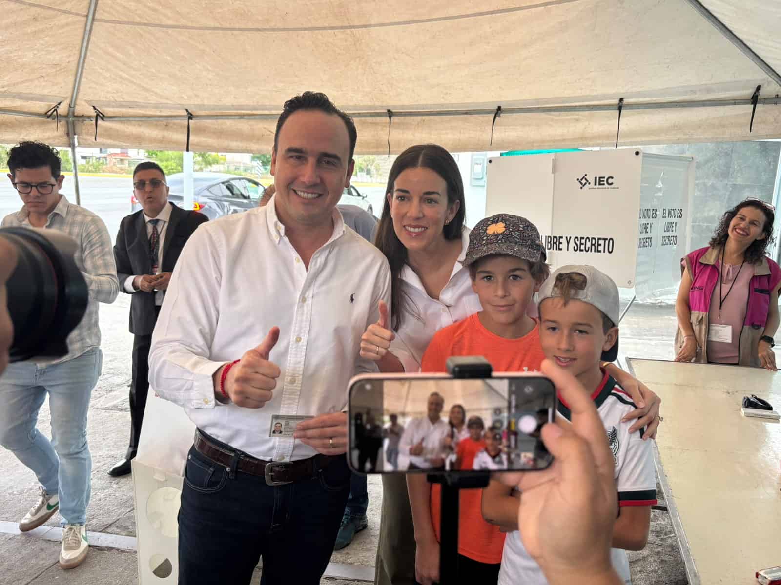 Reporta Manolo Jim&eacute;nez jornada electoral sin incidentes mayores y con amplio operativo de seguridad