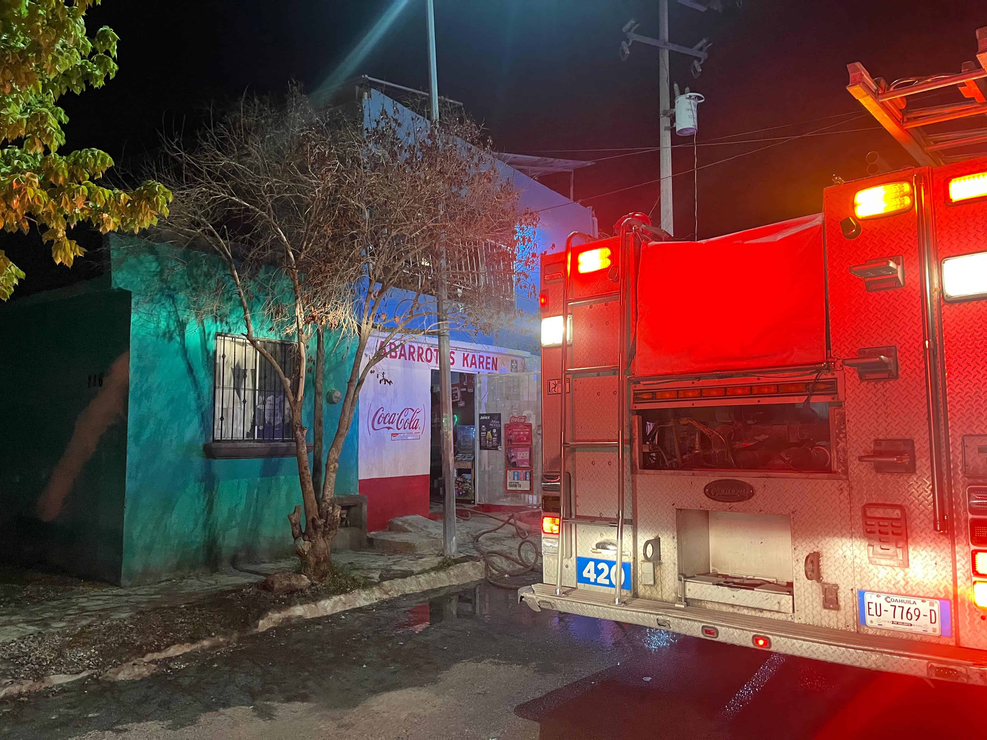 Incendio por fuga de gas moviliza a Bomberos en Ramos Arizpe