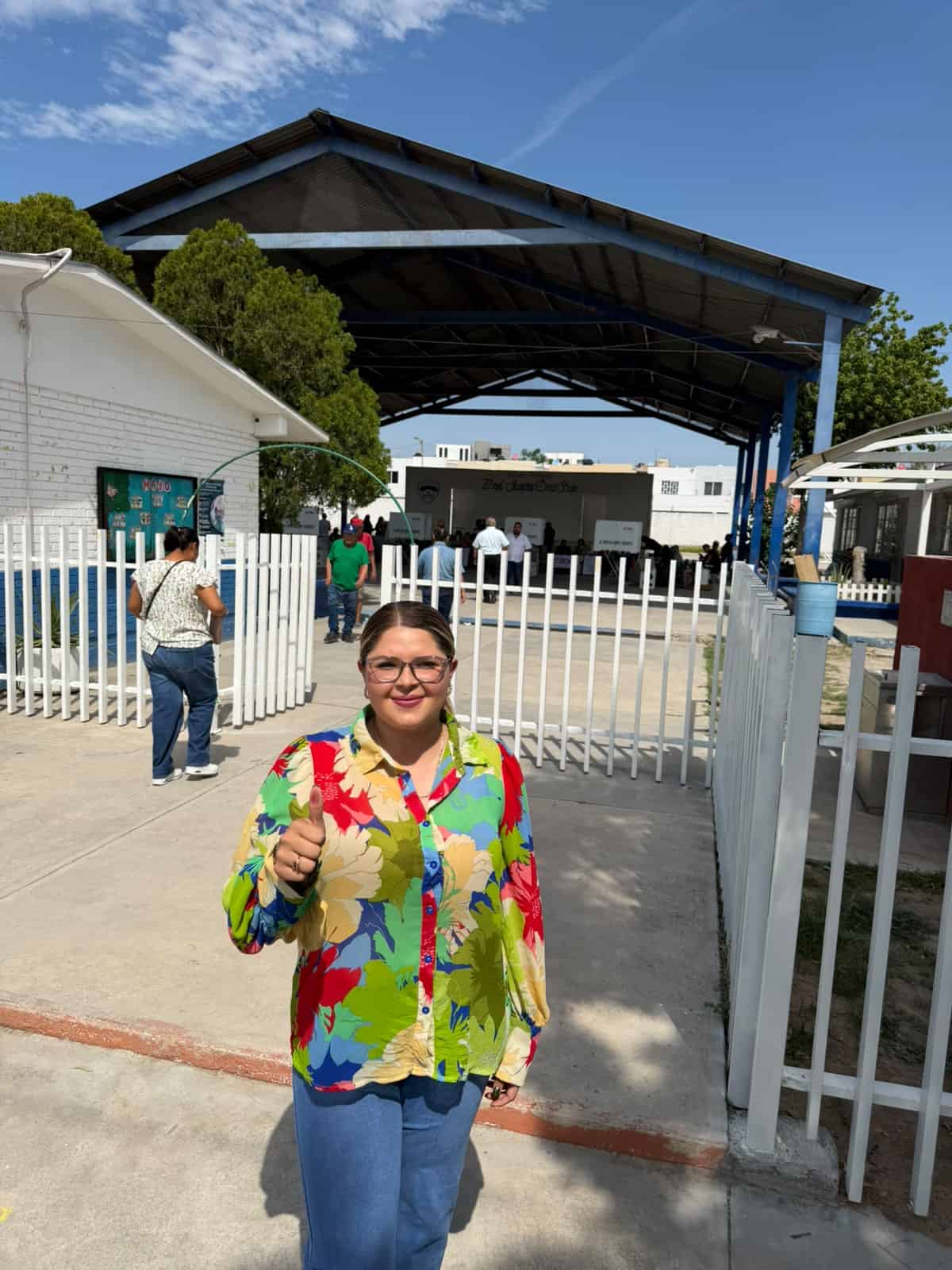 Wendy Delgado emite su voto: "Hoy decidimos el futuro del Distrito 5"
