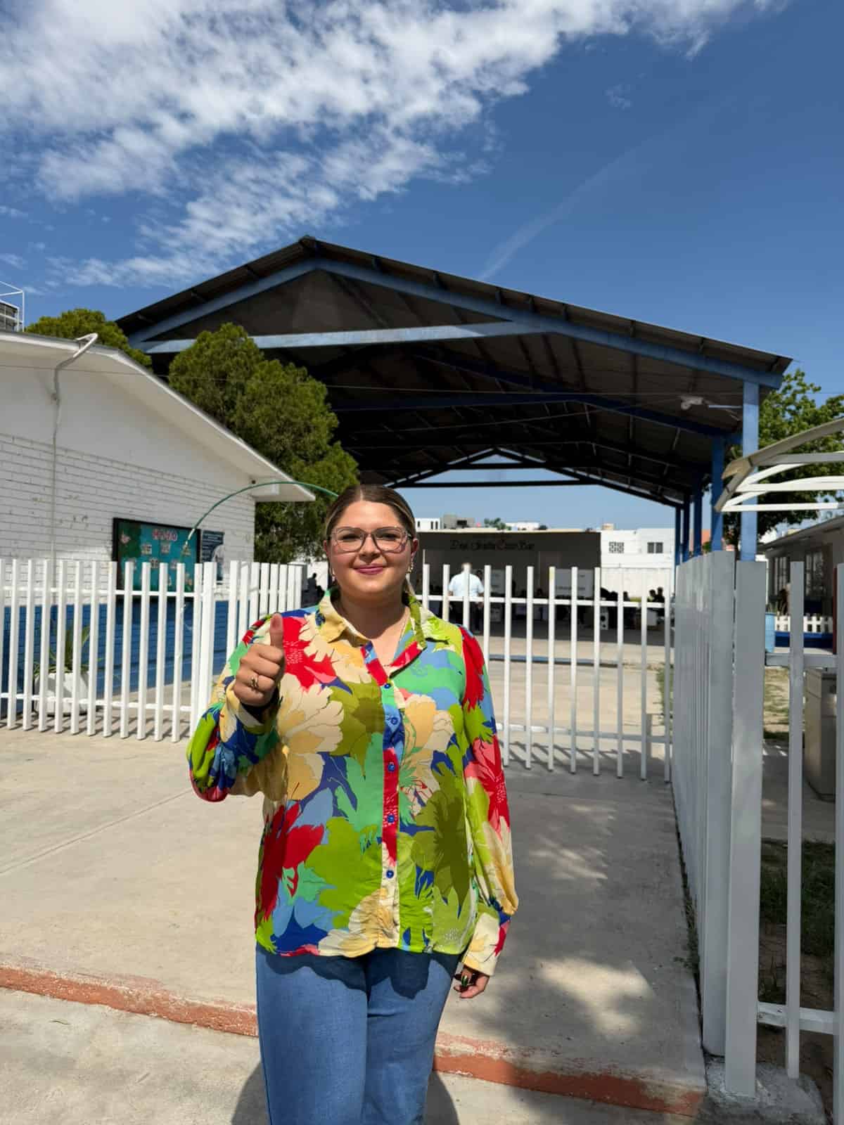 Wendy Delgado emite su voto: "Hoy decidimos el futuro del Distrito 5"