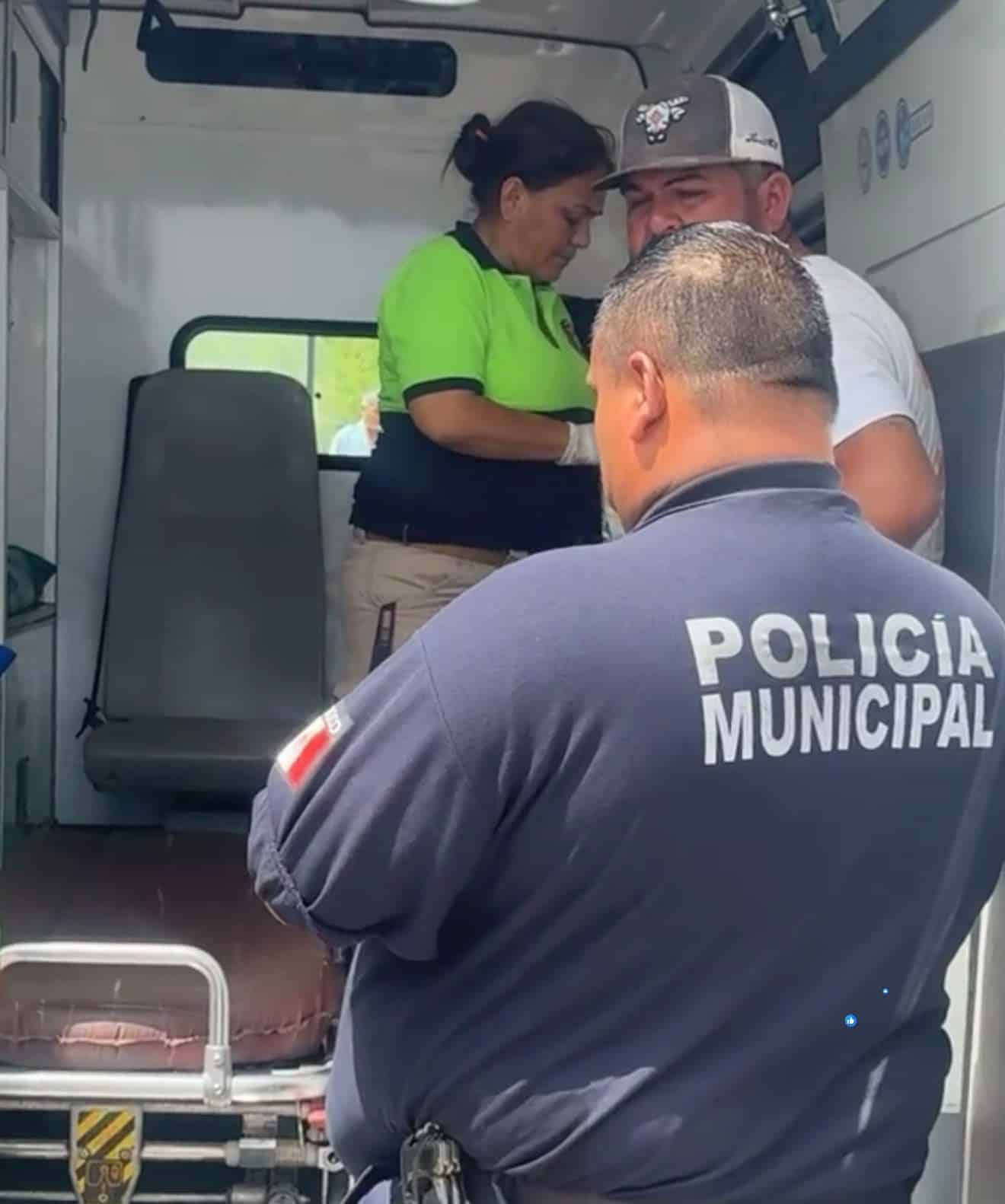 Accidente en San Buenaventura: camioneta volcada y conductor ileso