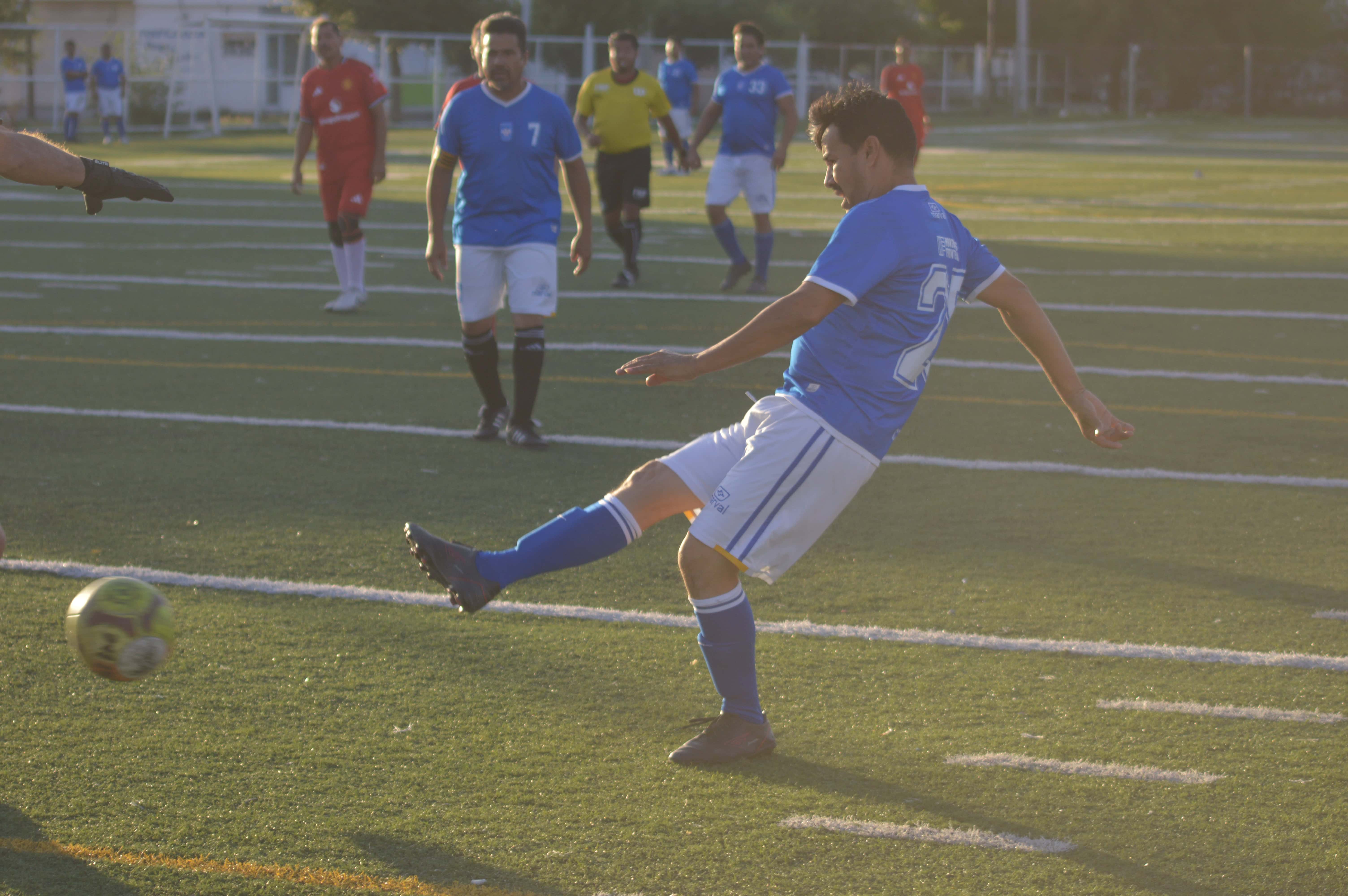 Club Deportivo Miravalle y Polonia empatan 2-2 en Monclova
