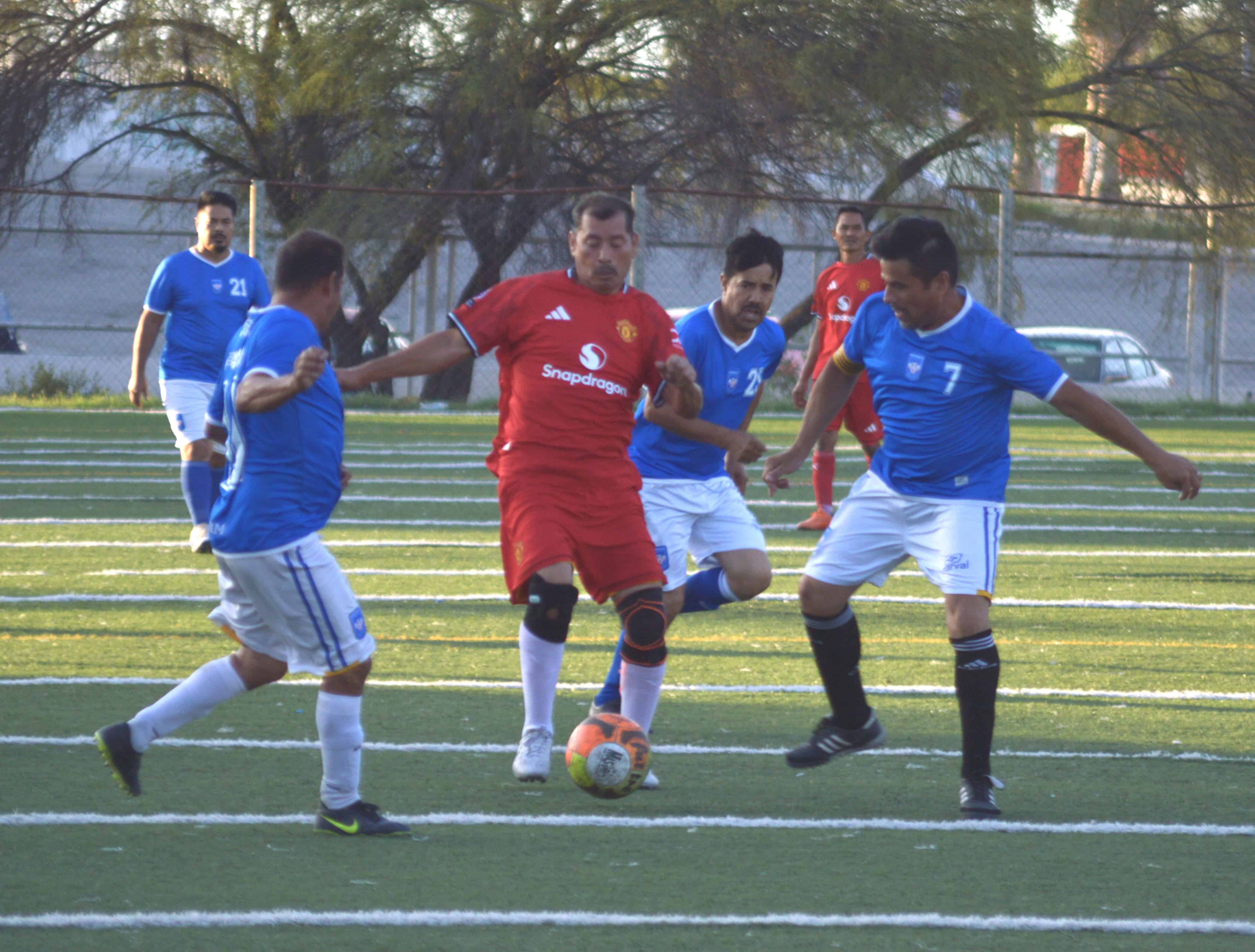 Club Deportivo Miravalle y Polonia empatan 2-2 en Monclova
