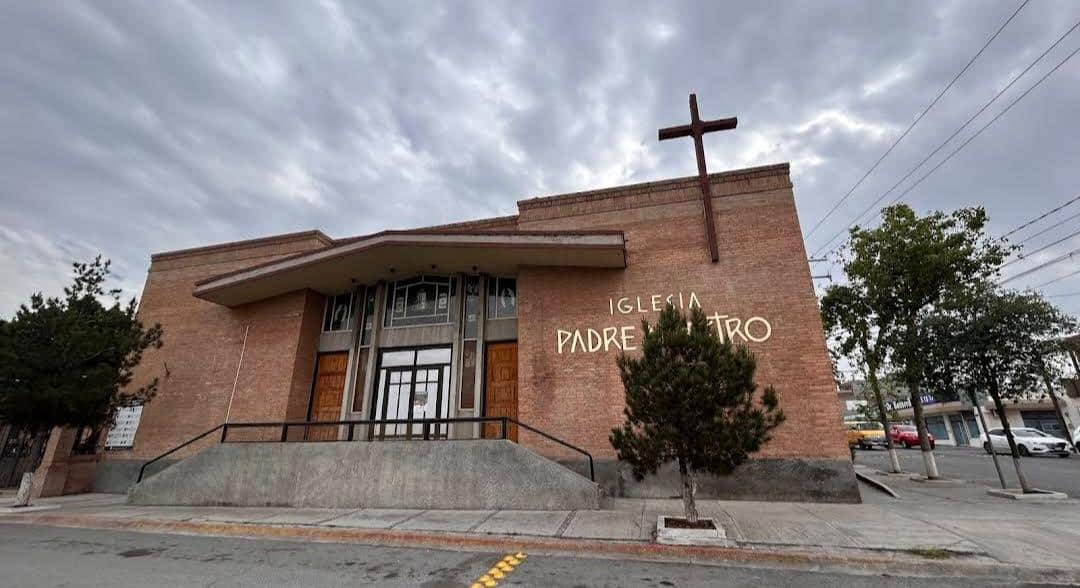 Sufre sacerdote paro card&iacute;aco
