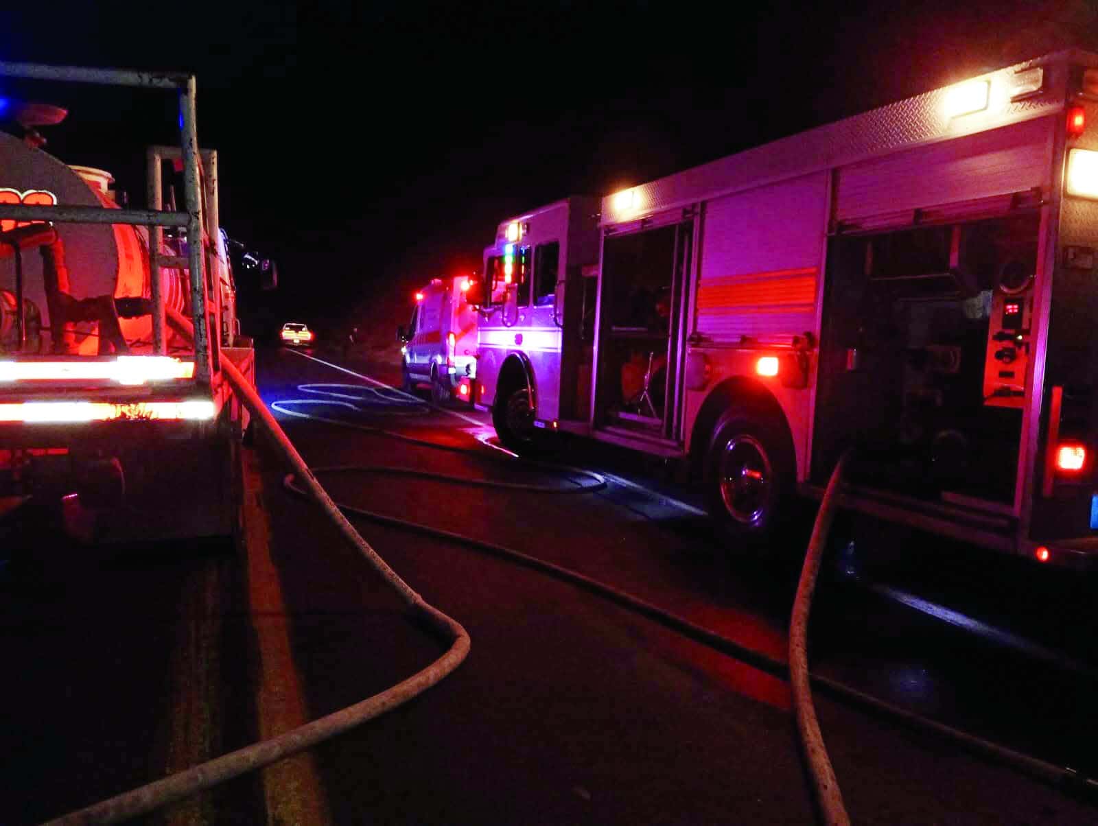 Ramos Arizpe: tractocami&oacute;n con gasolina se incendia