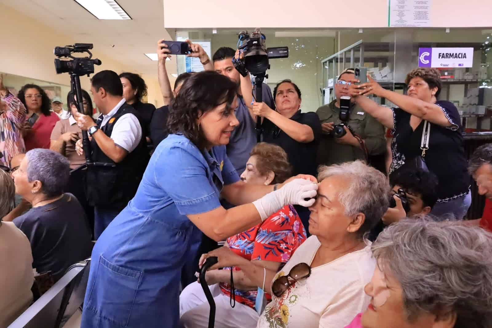 DIF Coahuila transforma vidas con programa cirug&iacute;a de cataratas