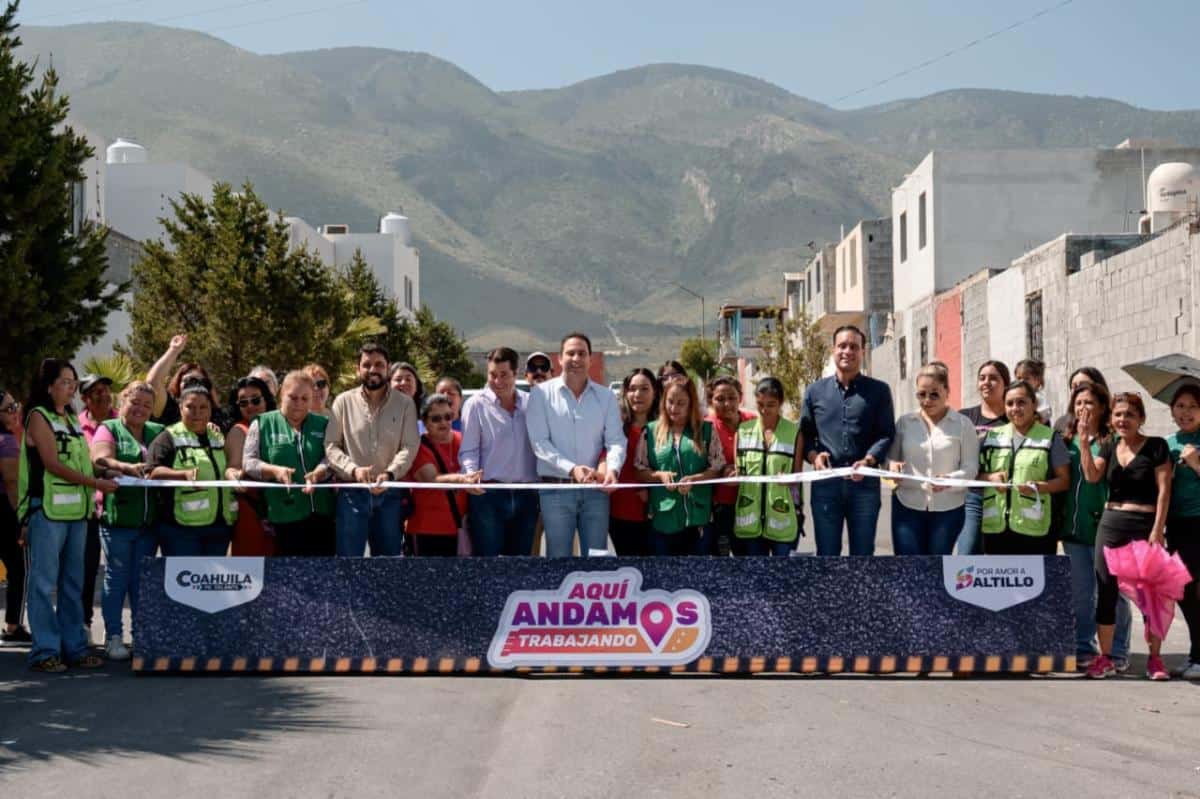 Saltillo: Presentan nueva obra de pavimento asf&aacute;ltico