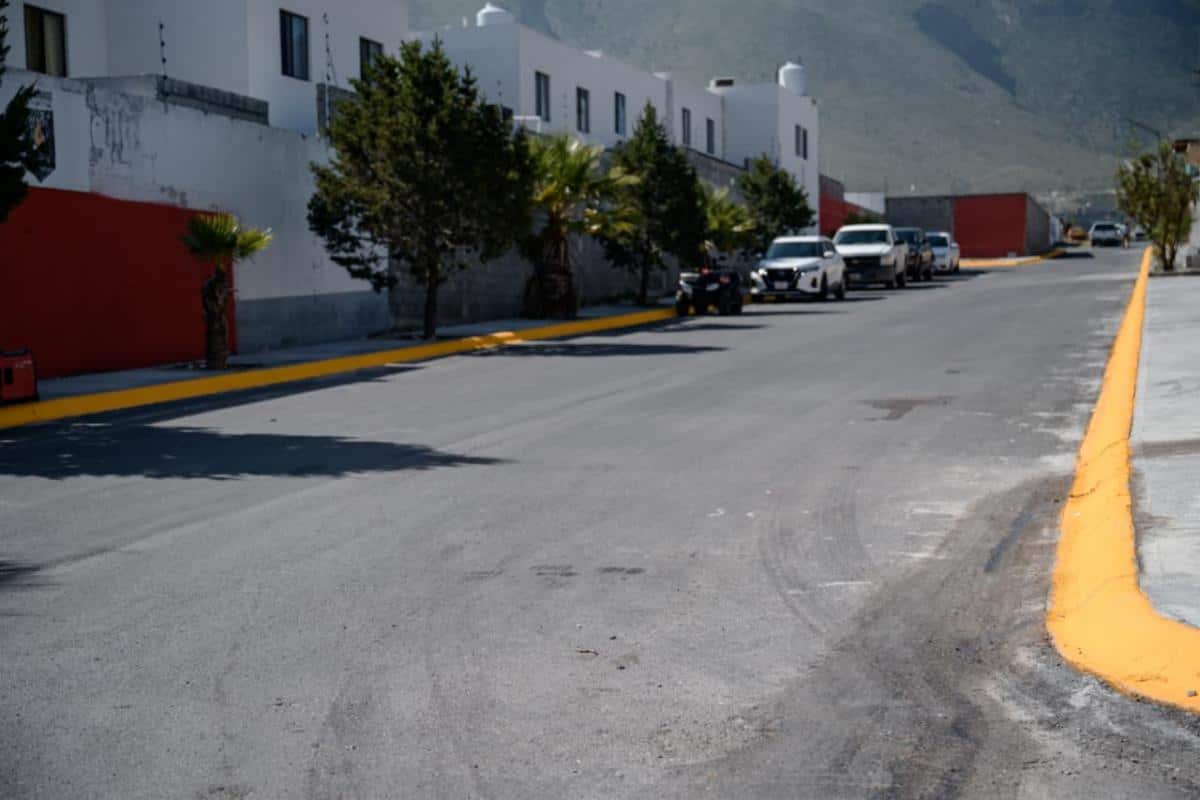 Saltillo: Presentan nueva obra de pavimento asf&aacute;ltico