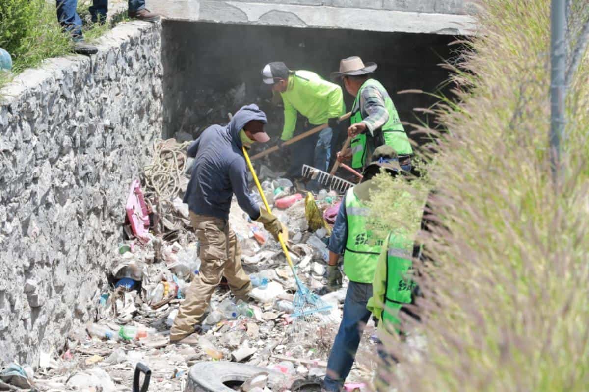 Gobierno de Saltillo realiza limpieza de arroyos para prevenir riesgos