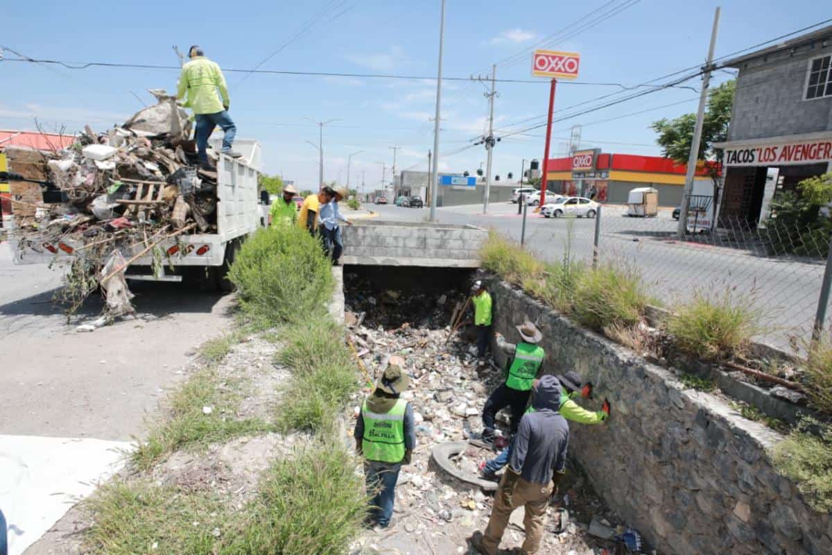 Gobierno de Saltillo realiza limpieza de arroyos para prevenir riesgos