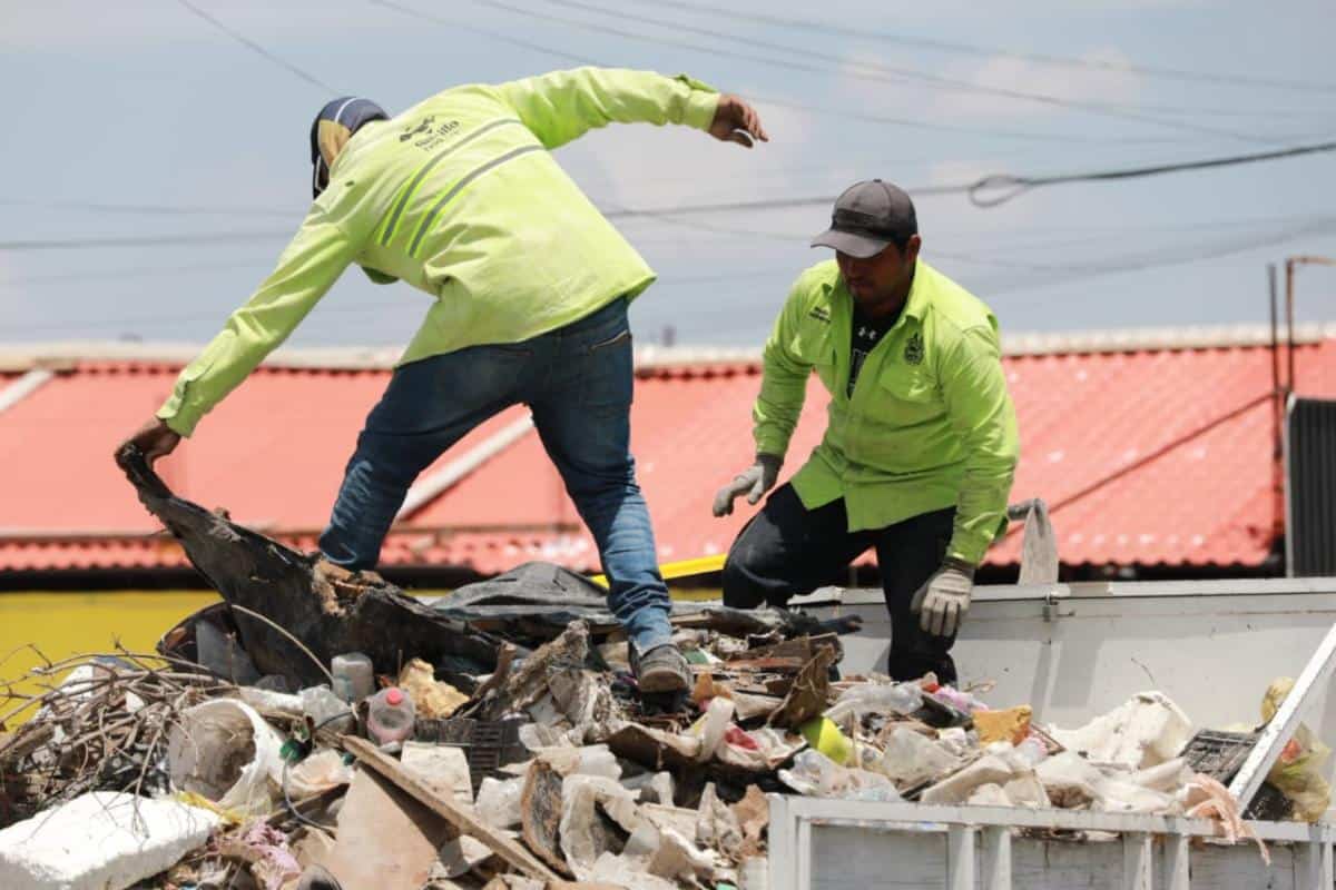 Gobierno de Saltillo realiza limpieza de arroyos para prevenir riesgos