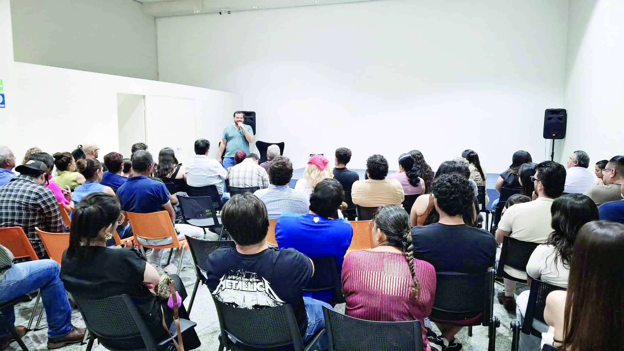 Monclova: Jes&uacute;s Garza presenta su segundo cortometraje documental en la Biblioteca Harold R. Pape