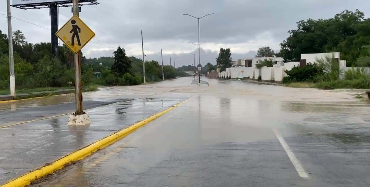 Cierre de vado en Saltillo por lluvias intensas