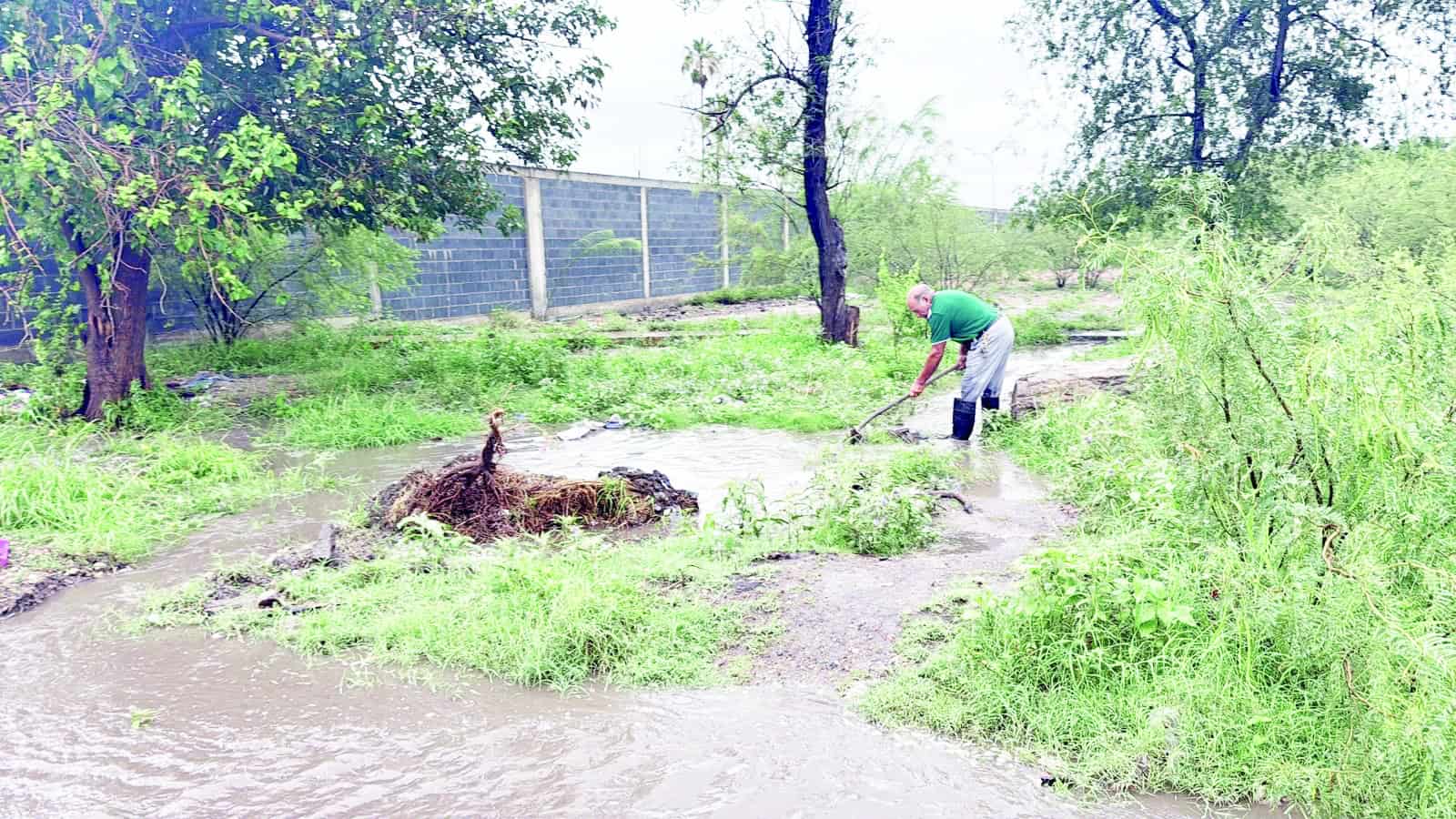Inundaciones en Villa de Pala&uacute;: Protecci&oacute;n Civil act&uacute;a ante lluvias