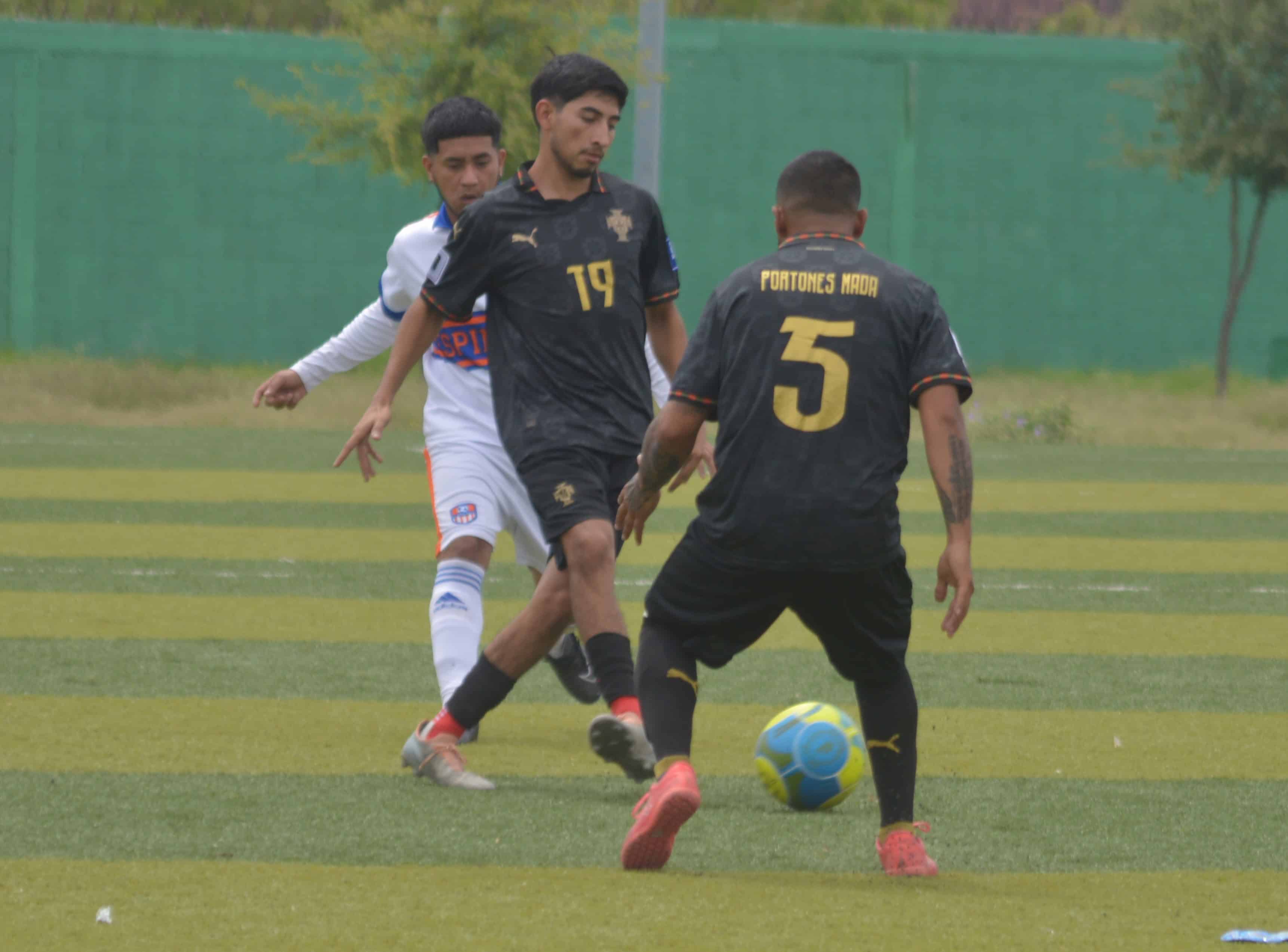 Portones Mada golea 5-0 a Pumas Occi y se coloca como l&iacute;der en Frontera