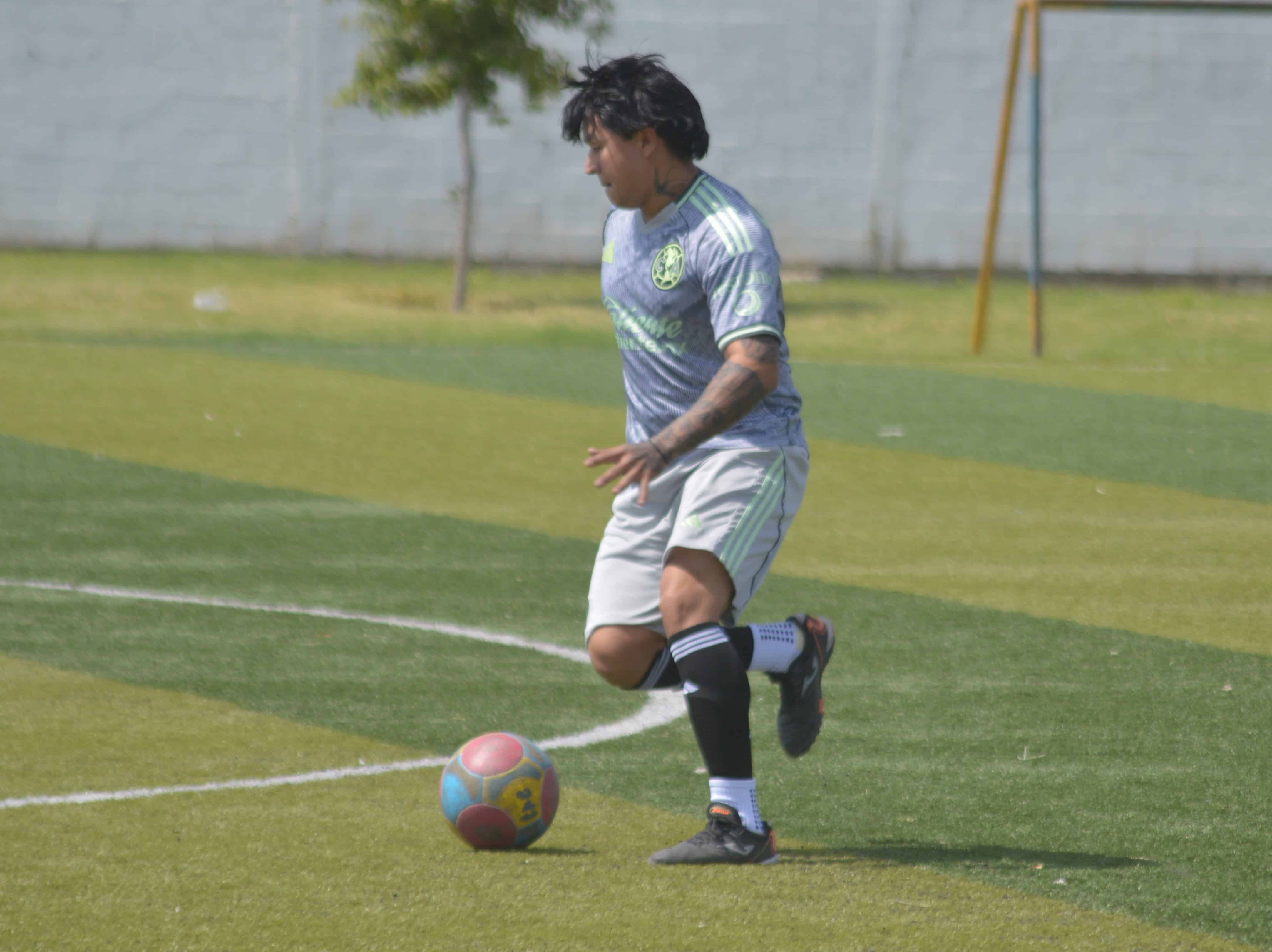 Portones Mada golea 5-0 a Pumas Occi y se coloca como l&iacute;der en Frontera