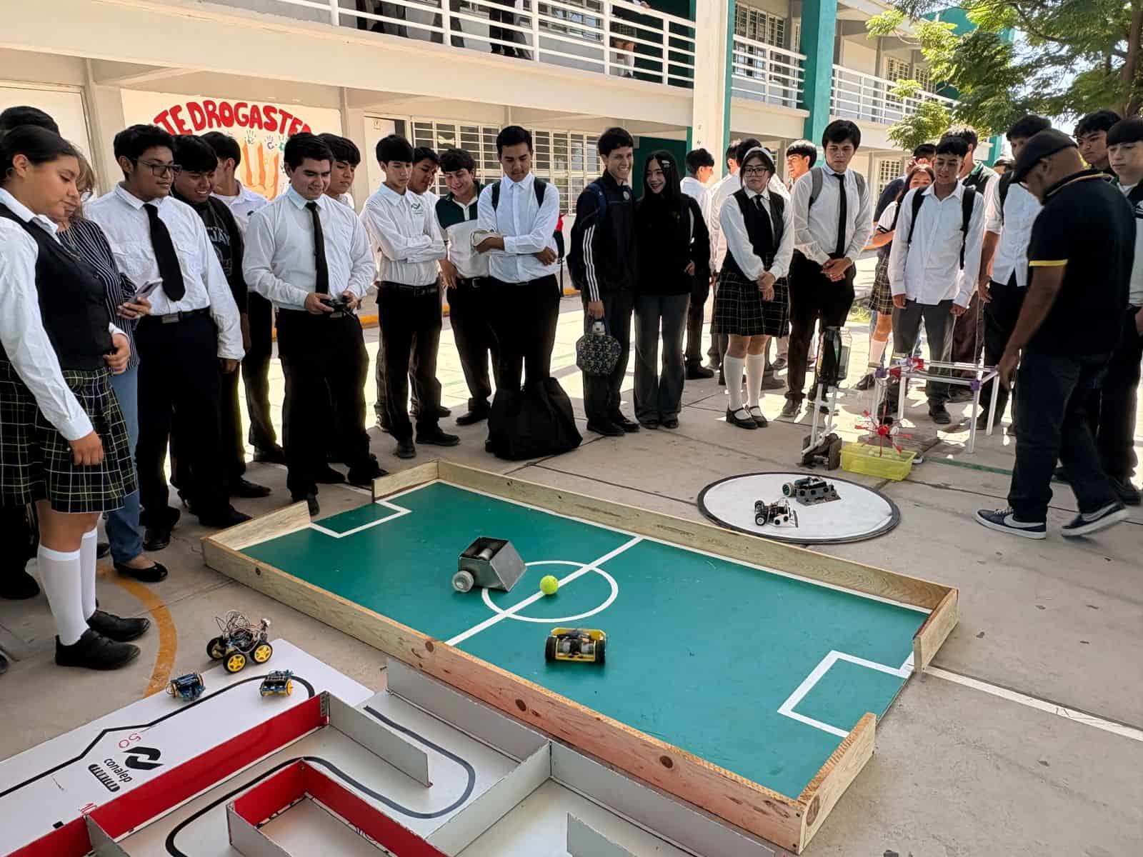 Feria del Conocimiento en Conalep Frontera: estudiantes muestran su talento