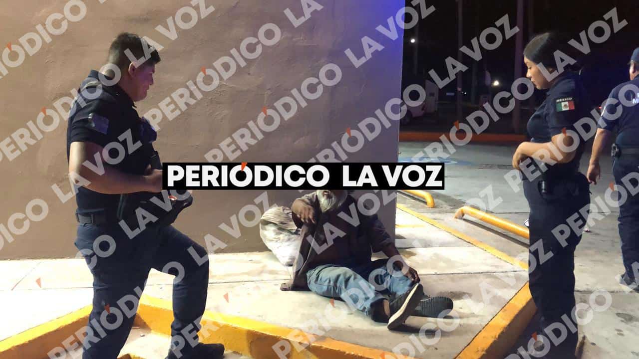 Hombre de Guerrero recibe apoyo de Seguridad P&uacute;blica en Monclova