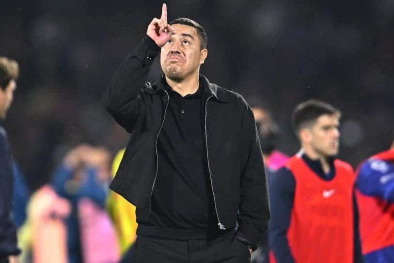 Efra&iacute;n Ju&aacute;rez deja Pumas y se une a Gyori ETO FC en Hungr&iacute;a