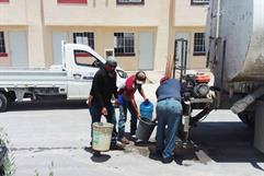 Persisten problemas de abasto de agua en Allende; continúan repartos con pipas