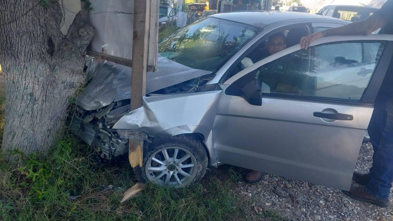 Choque en la carretera 57 deja varios lesionados y cuantiosos da&ntilde;os en Nava