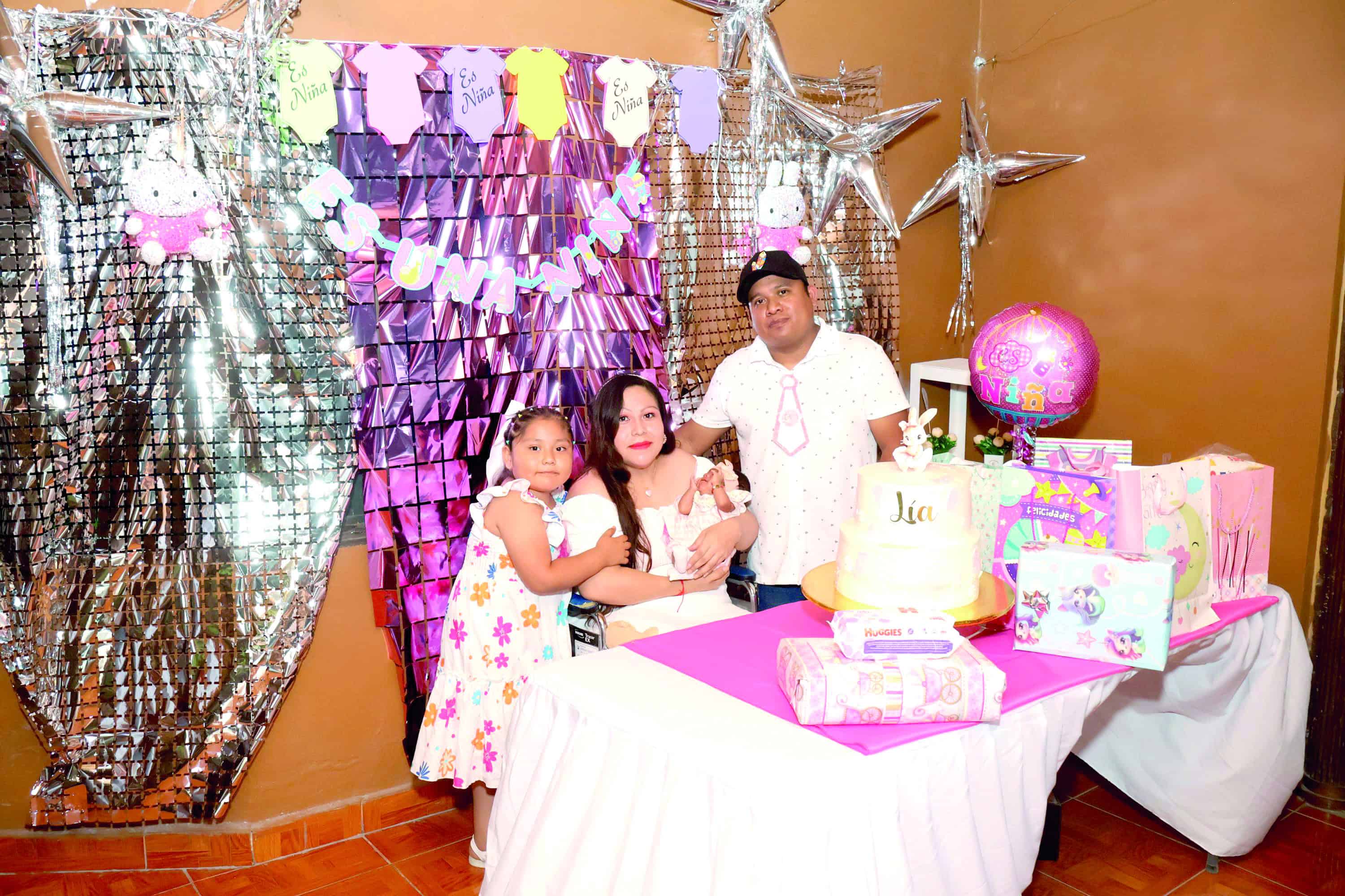 Festejan el nacimiento de L&iacute;a Estrella en Monclova