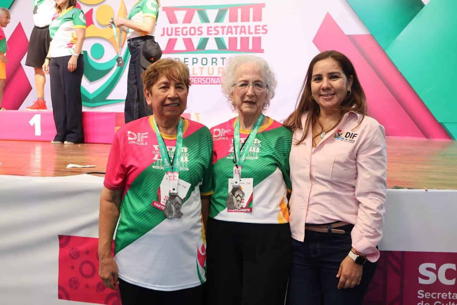 Delegaci&oacute;n de San Juan de Sabinas brilla en Juegos Estatales de Torre&oacute;n