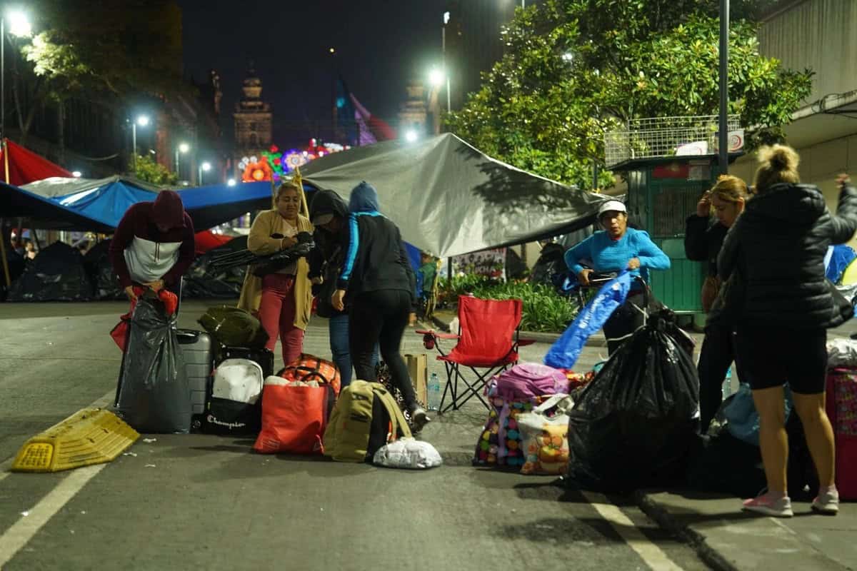 CNTE pone en pausa su huelga nacional y comienza el retiro de plantones