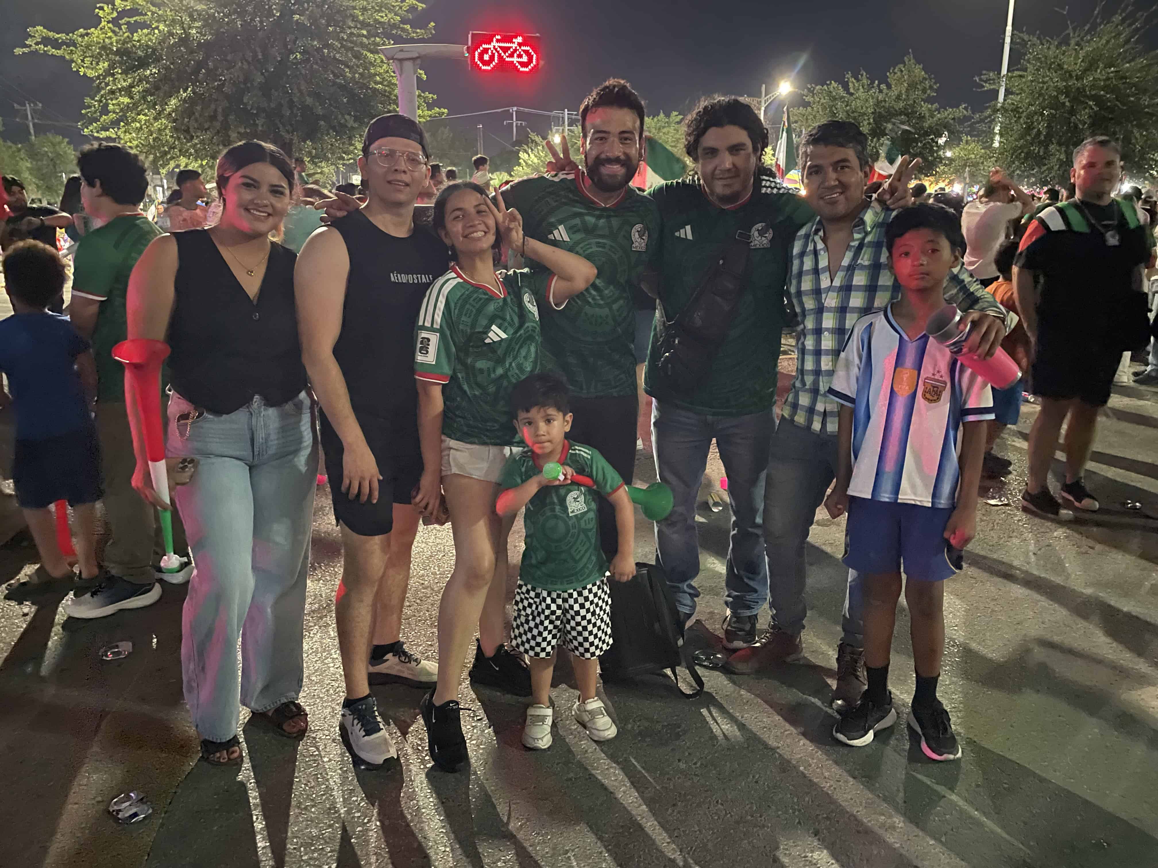 Fiesta en Monclova por victoria de la Selecci&oacute;n contra Corea