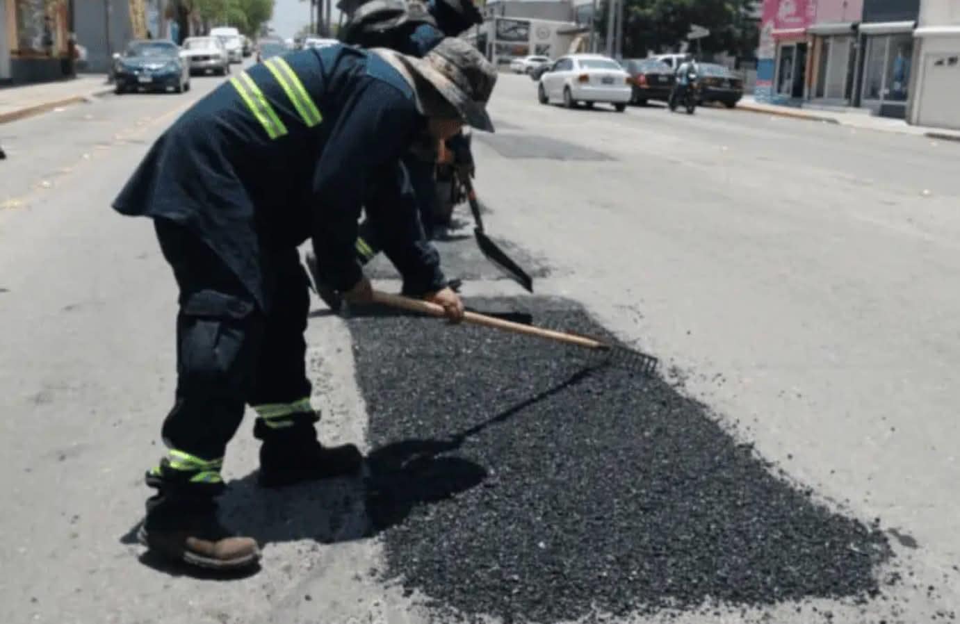 Instalan sem&aacute;foros en Otilio Gonz&aacute;lez Saltillo