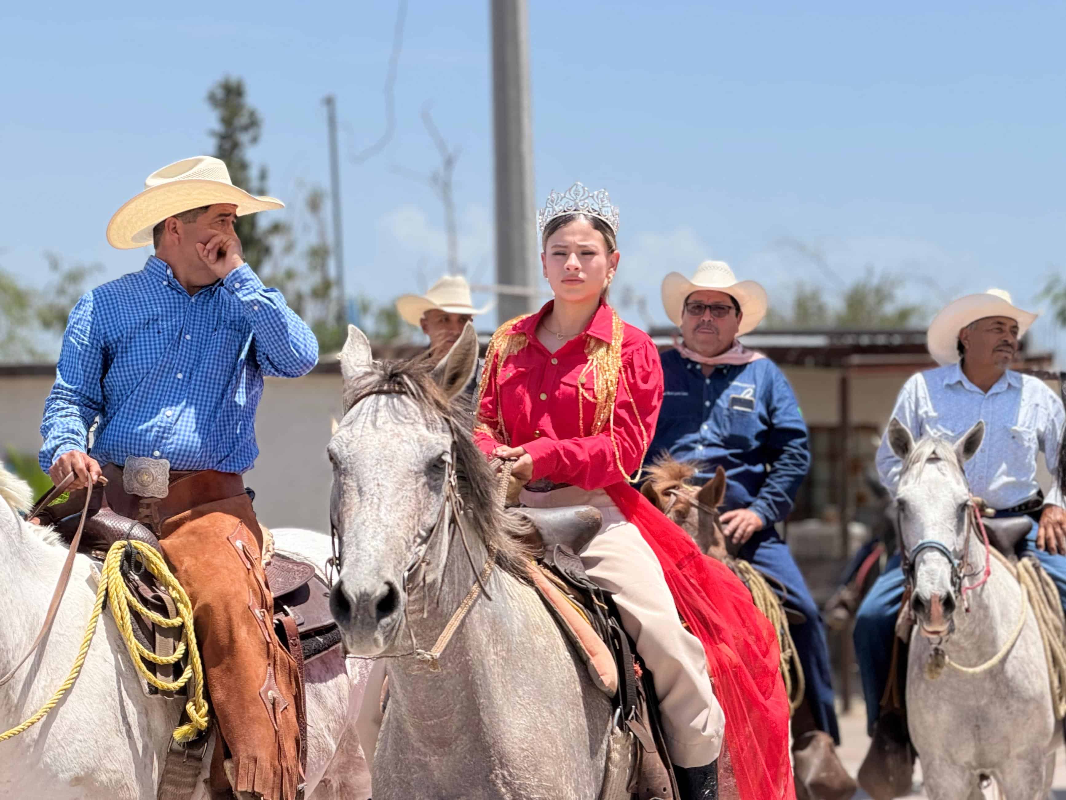 Javier Flores Rodr&iacute;guez celebra el 84 aniversario del Ejido Sombrerete
