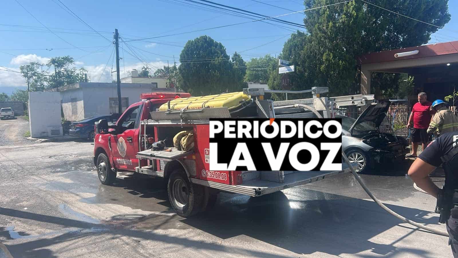 Se quema troca por falla el&eacute;ctrica: Conductora acaba en crisis nerviosa