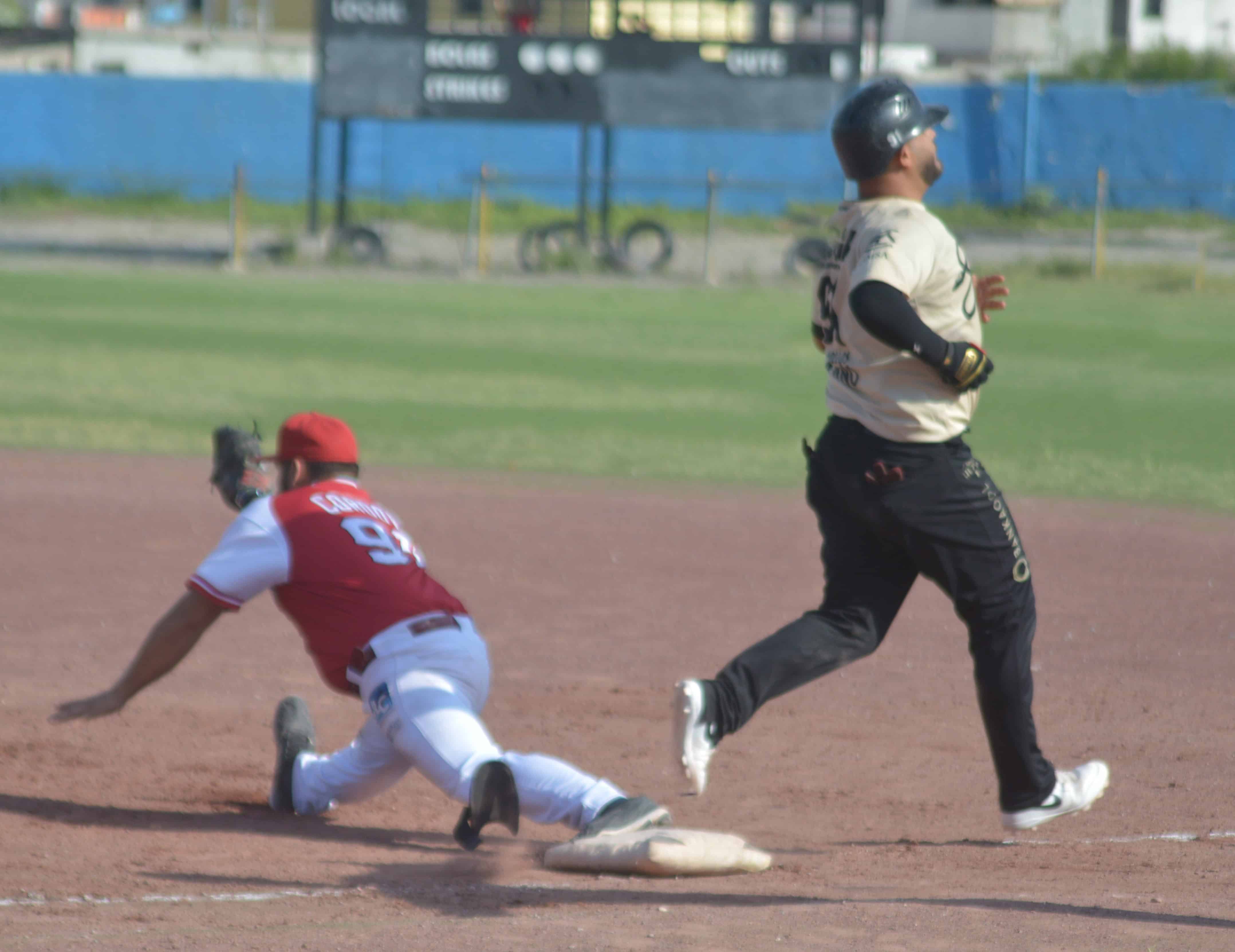 Diablos revalidan t&iacute;tulo tras vencer a D-backs en la final